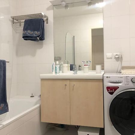Appartement. La Coupole 2 Pieces Avec Vue Evian-les-Bains Luaran gambar